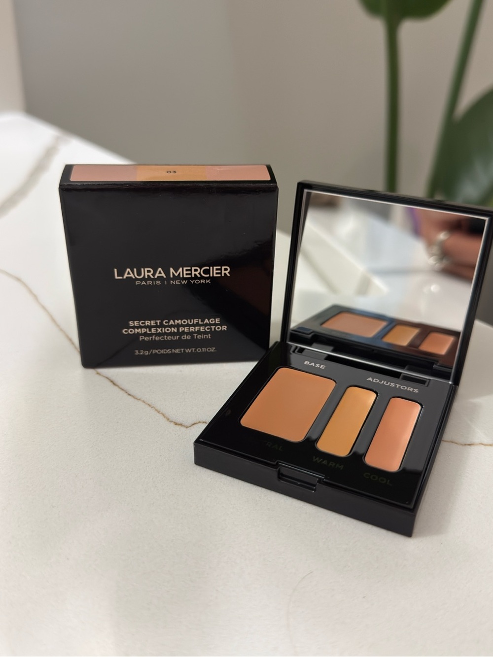 Laura Mercier Secret Camouflage Complexion Perfector - 03 Light Medium